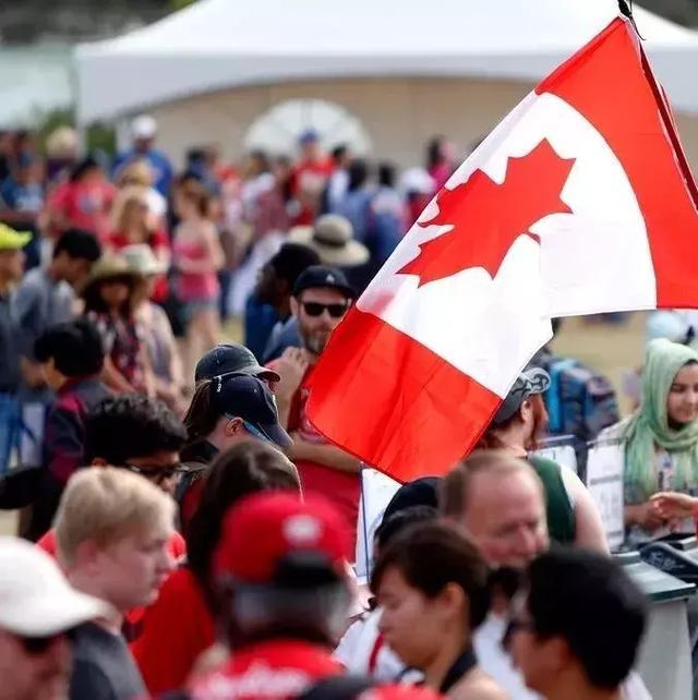 如何移民去加拿大 为什么很多人想要移民加拿大